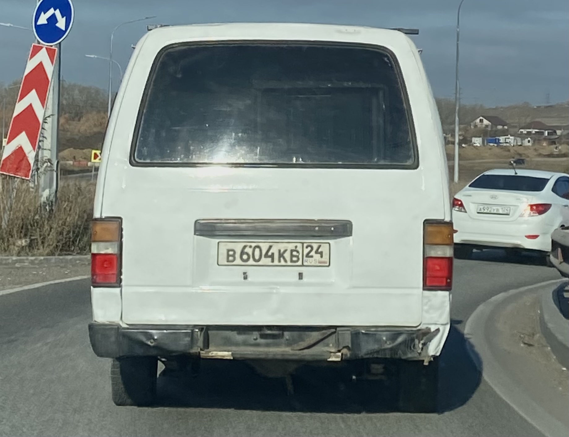 в 604 кв 24, Nissan Caravan 