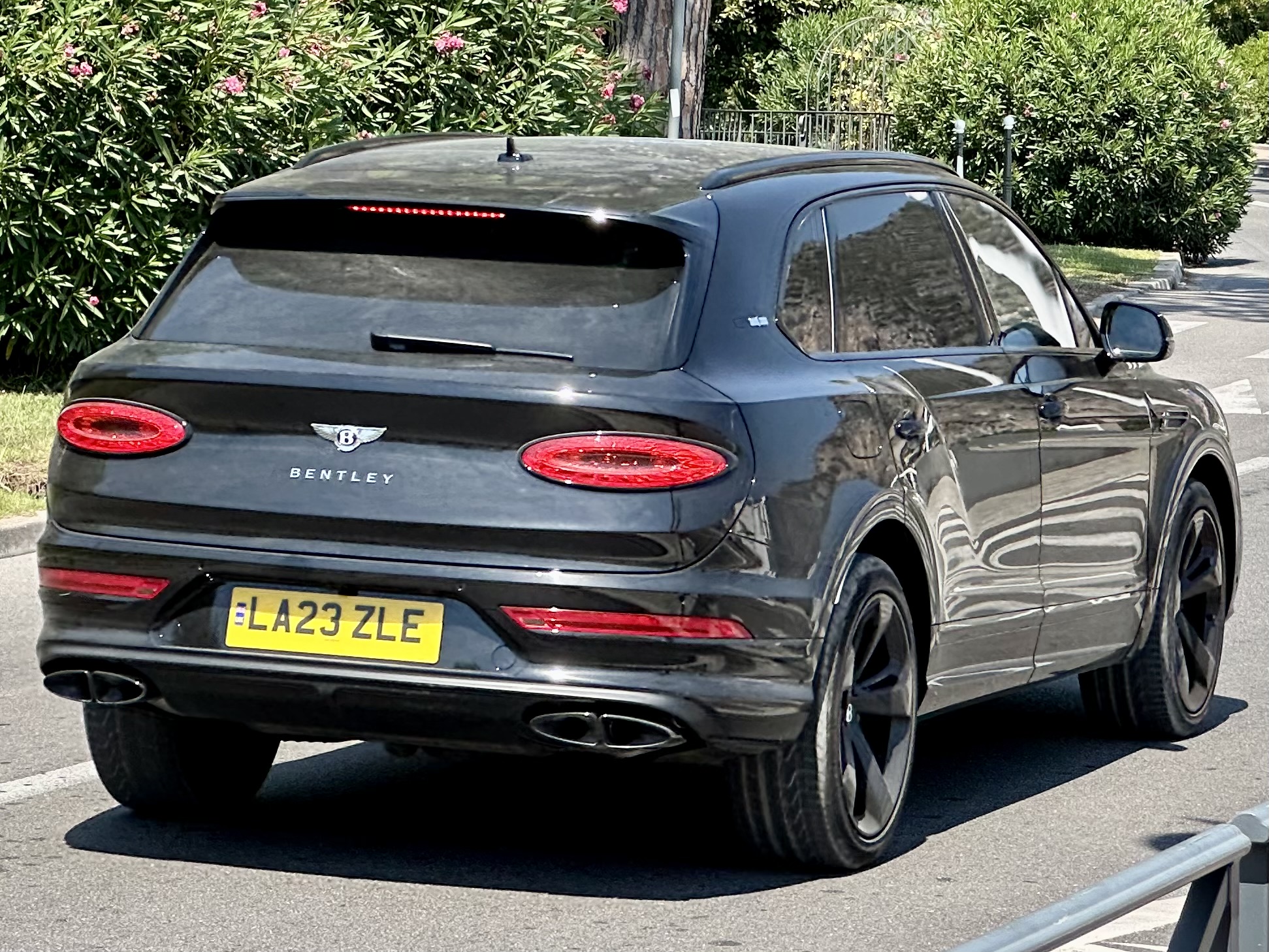 LA23ZLE, Bentley Bentayga 1st gen (PL71), facelift, 2020–