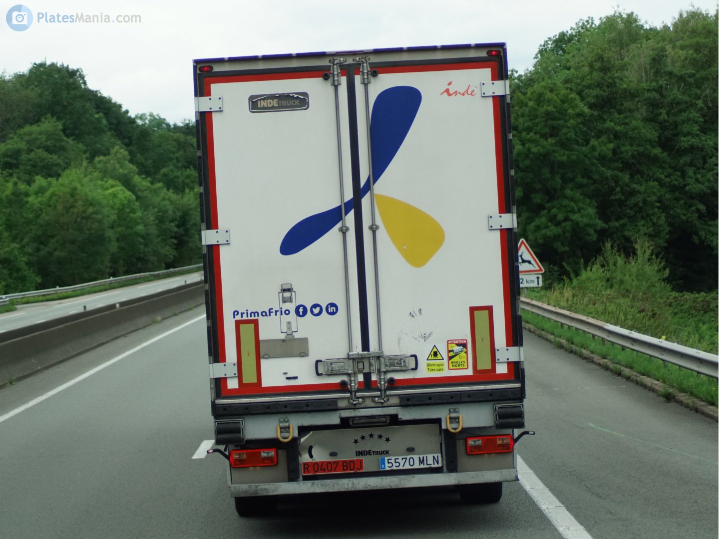 R 0407 BDJ, Indetruck 