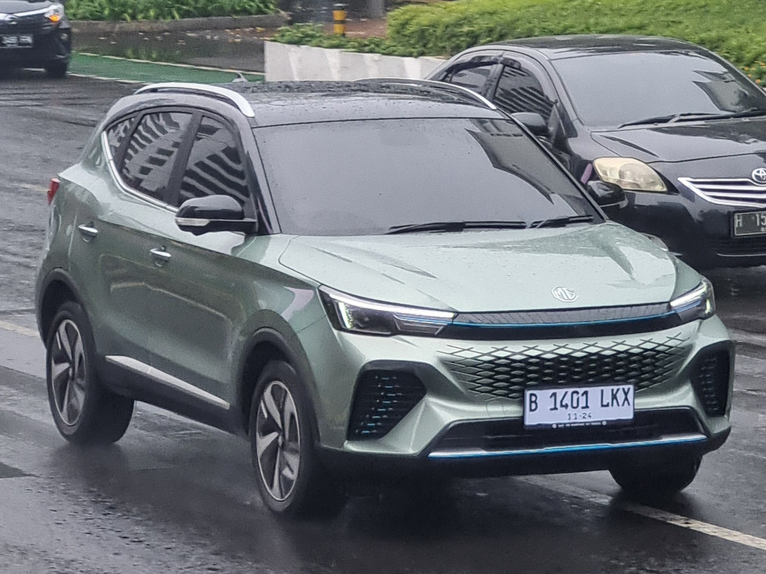 B 1401 LKX, MG VS 1st gen (ZS11), 2022–