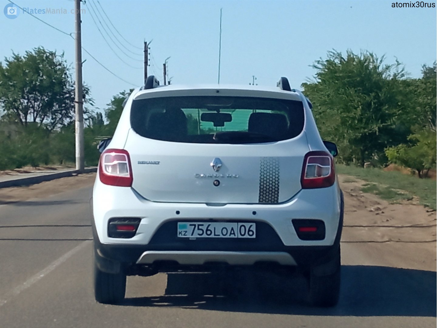 756 LOA 06, Renault Sandero 