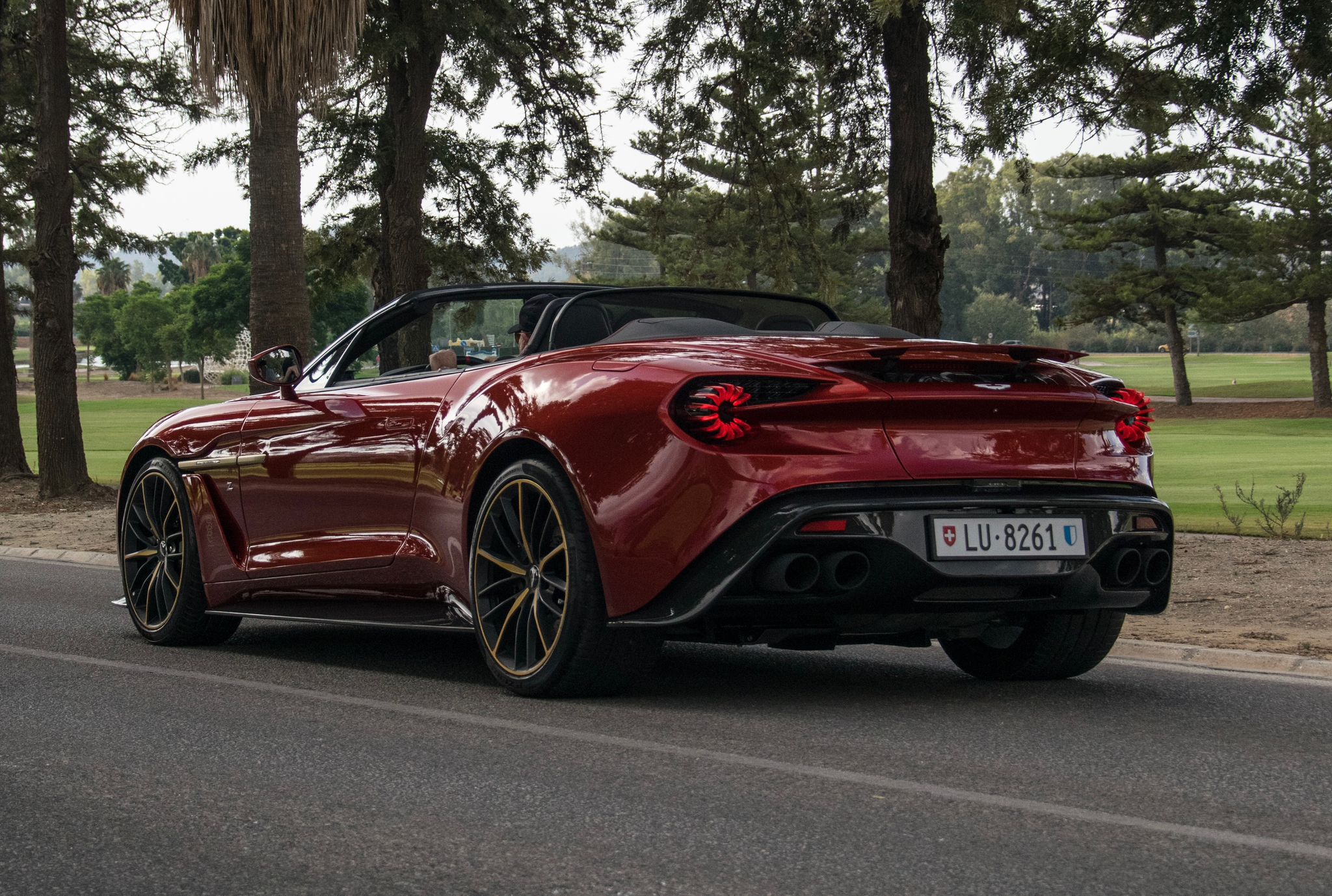 LU 8261, Aston Martin Vanquish Zagato Volante, 2017–2018