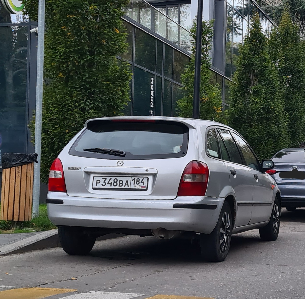 р 348 ва 184, Mazda 323 6th gen Hatch (BJ), 1998–2003