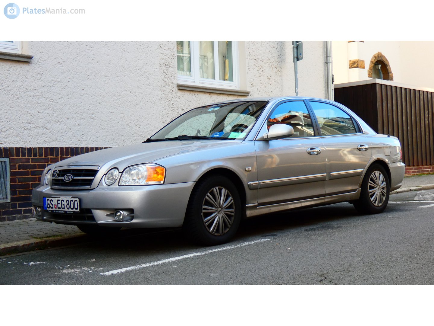 GS EG 800, Kia Magentis 1st gen (MS), 2000–2002