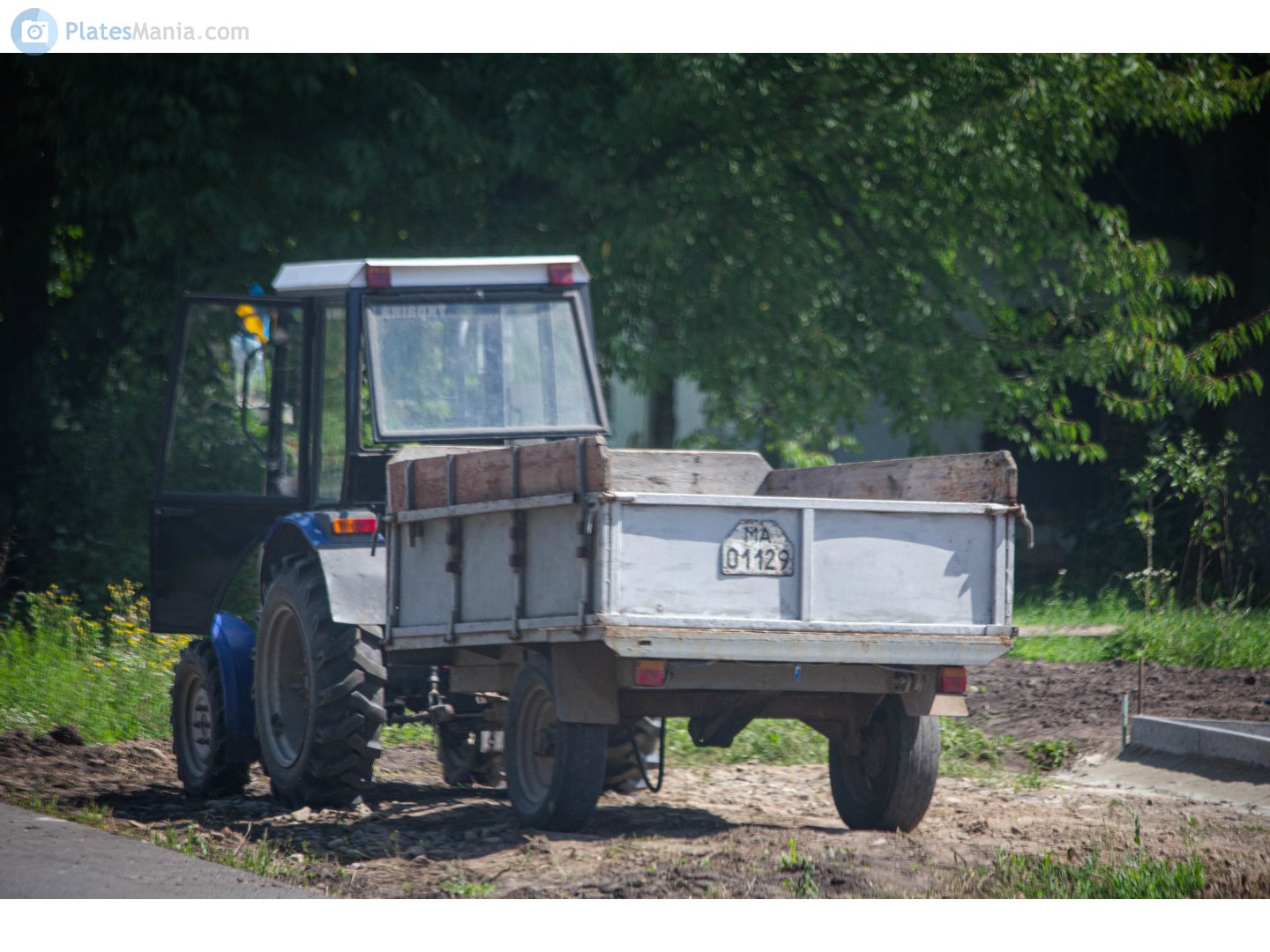 МА 01129, Trailers for special vehicles (1995) 