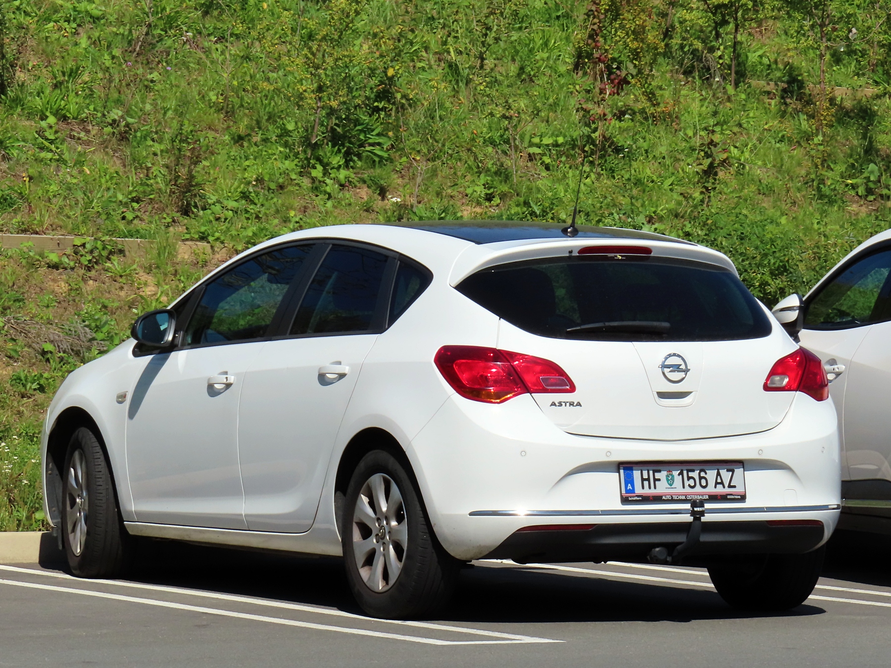 HF 156 AZ, Opel Astra 4th gen Hatch (J; P10), 2009–2015