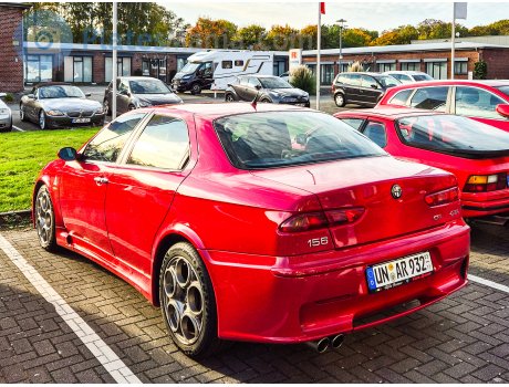 UN AR 932 (03/11), Alfa Romeo 156