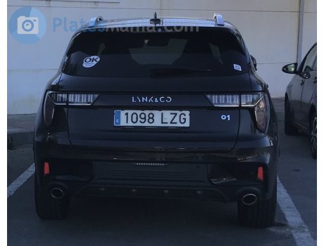 1098 LZG, Lynk & Co 01