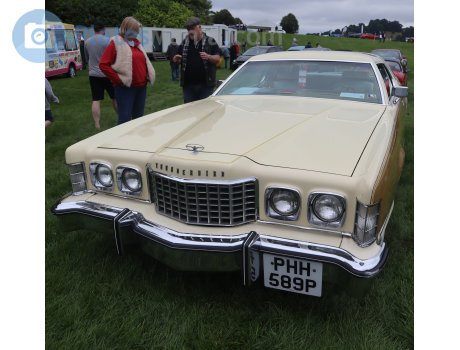 PHH 589P, Ford Thunderbird