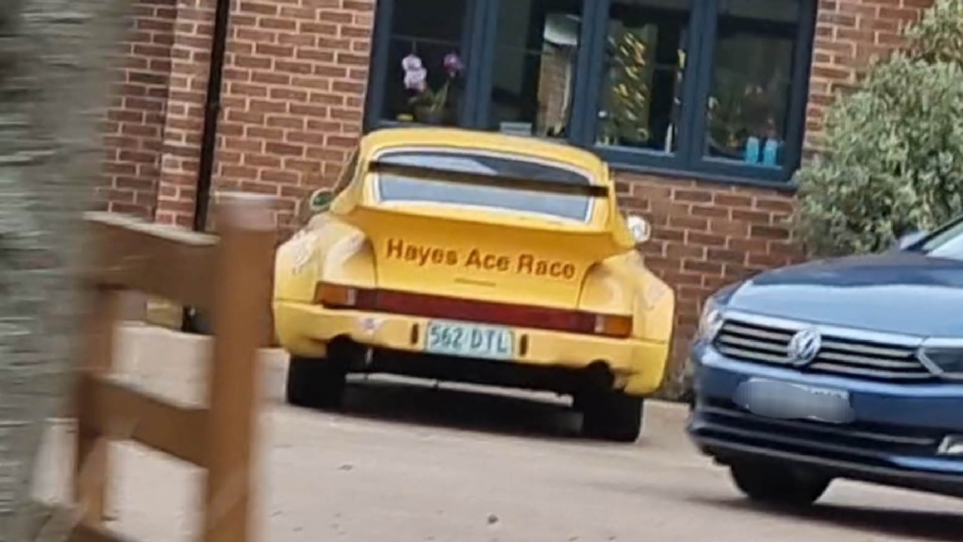 562-DTL, Porsche 911 2nd gen Coupé (930, G-Modell), 1973–1989