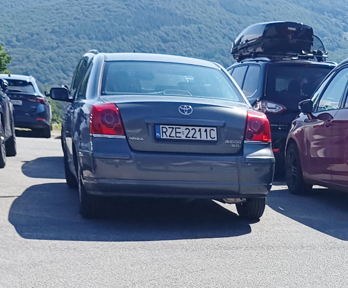 RZE 2211C, Toyota Avensis 2nd gen Sedan/Liftback (T250), 2003–2009