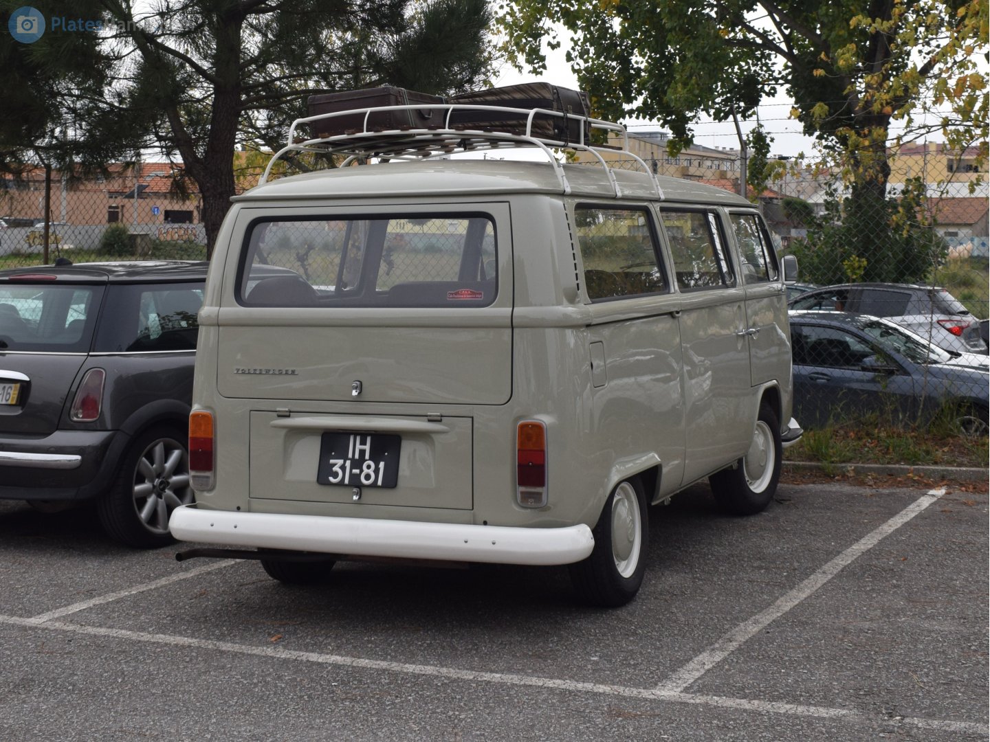 IH-31-81, Volkswagen Kombi 2nd gen Bus/Kombi Van (T2a), 1967–1972