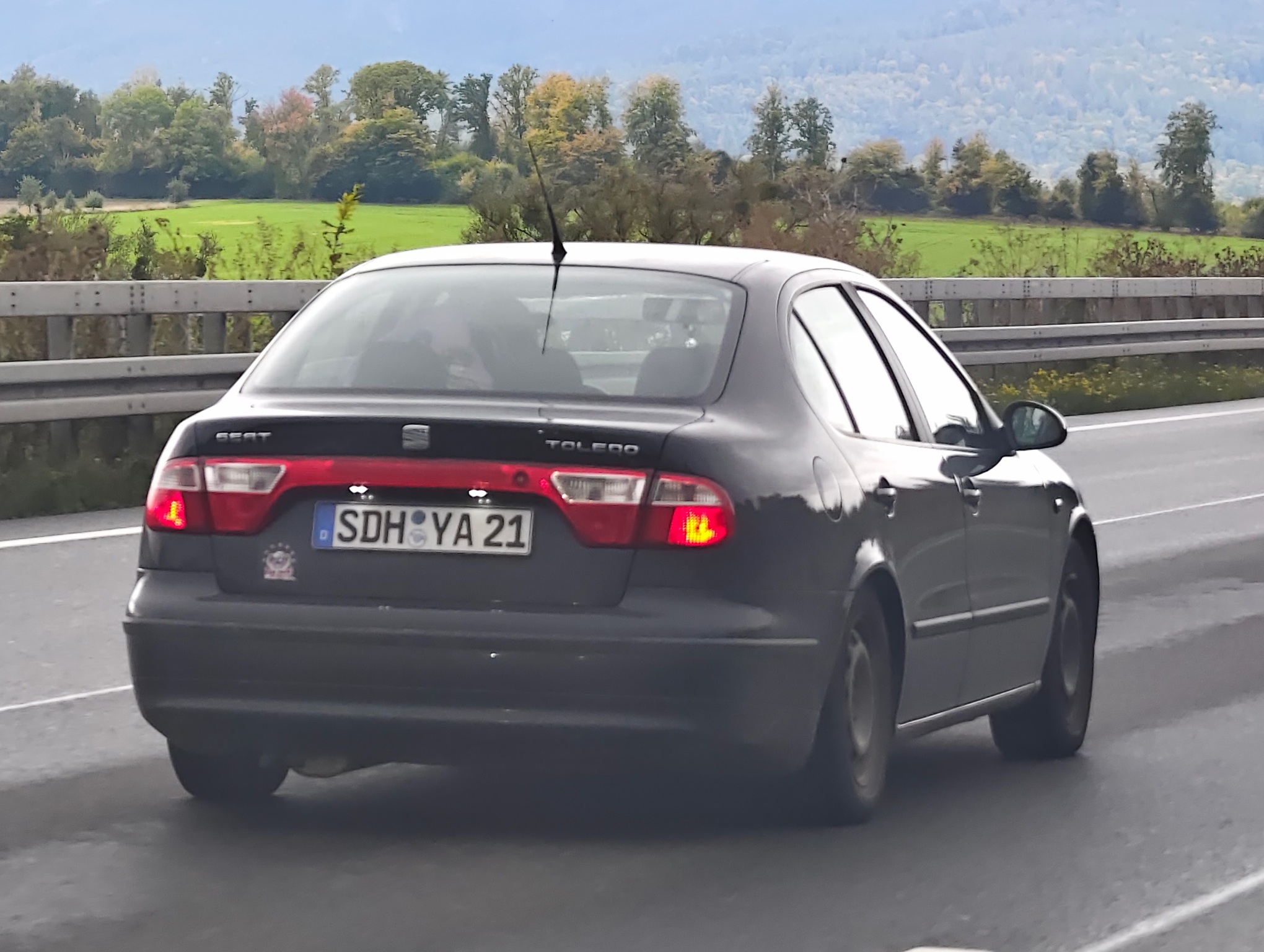 SDH YA 21, SEAT Toledo 2nd gen (1M2), 1998–2004