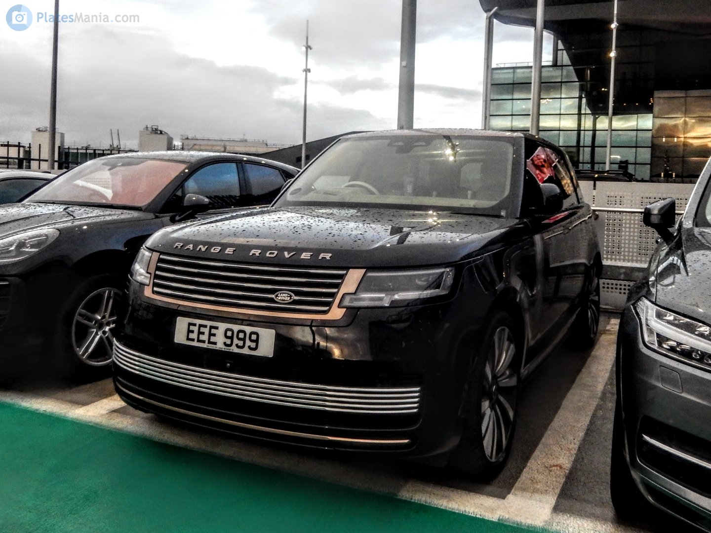 EEE999, Land Rover Range Rover 5th gen (L460), 2022–