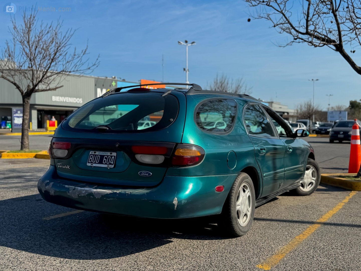 BUD 604, Ford Taurus 3rd gen Station Wagon (DN101), 1995–1999