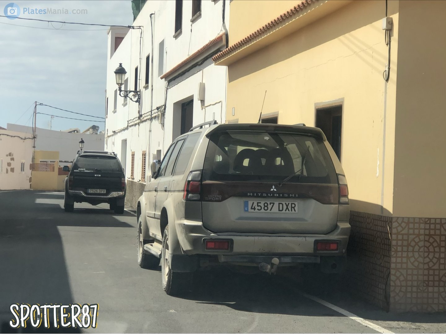 4587 DXR, Mitsubishi Montero Sport 1st gen (K80/K90/PA), 1996–2008