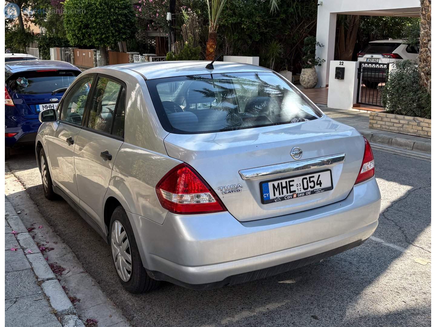 MHE 054, Nissan Tiida 1st gen (Latio) Sedan (SC11), 2004–2012 (–2018 for TW- and LATAM-market)