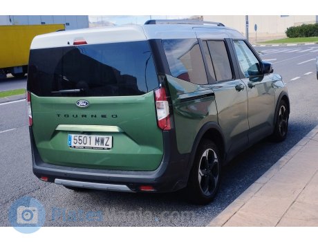 5501 MWZ, Ford Tourneo Courier