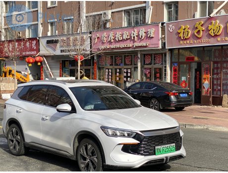 黑N·F25525, BYD Song