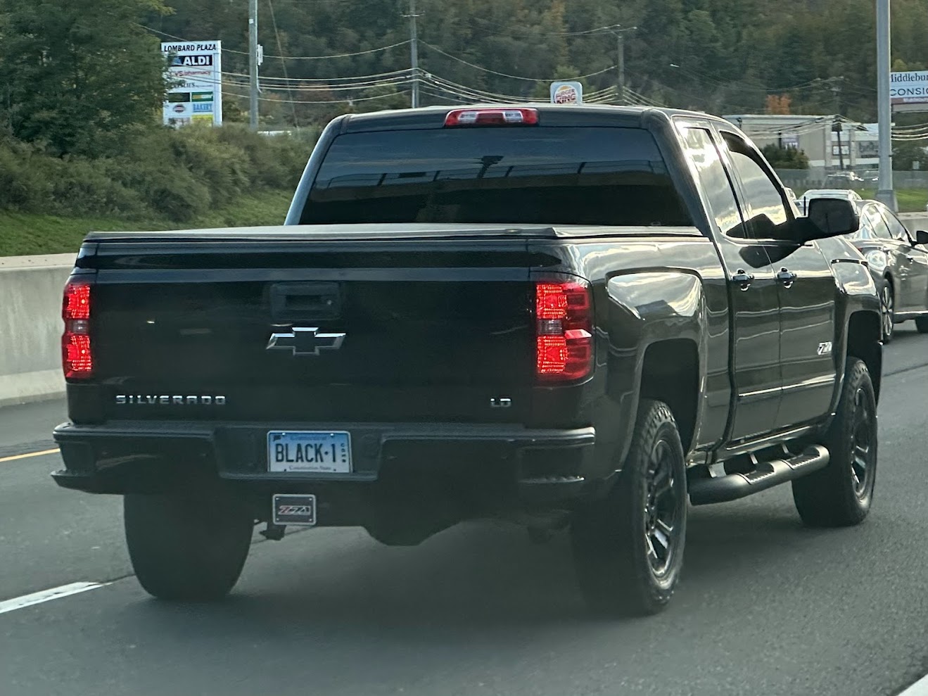 BLACK-1, Chevrolet Silverado 4th gen 1500 (GMT1XX), 2018–