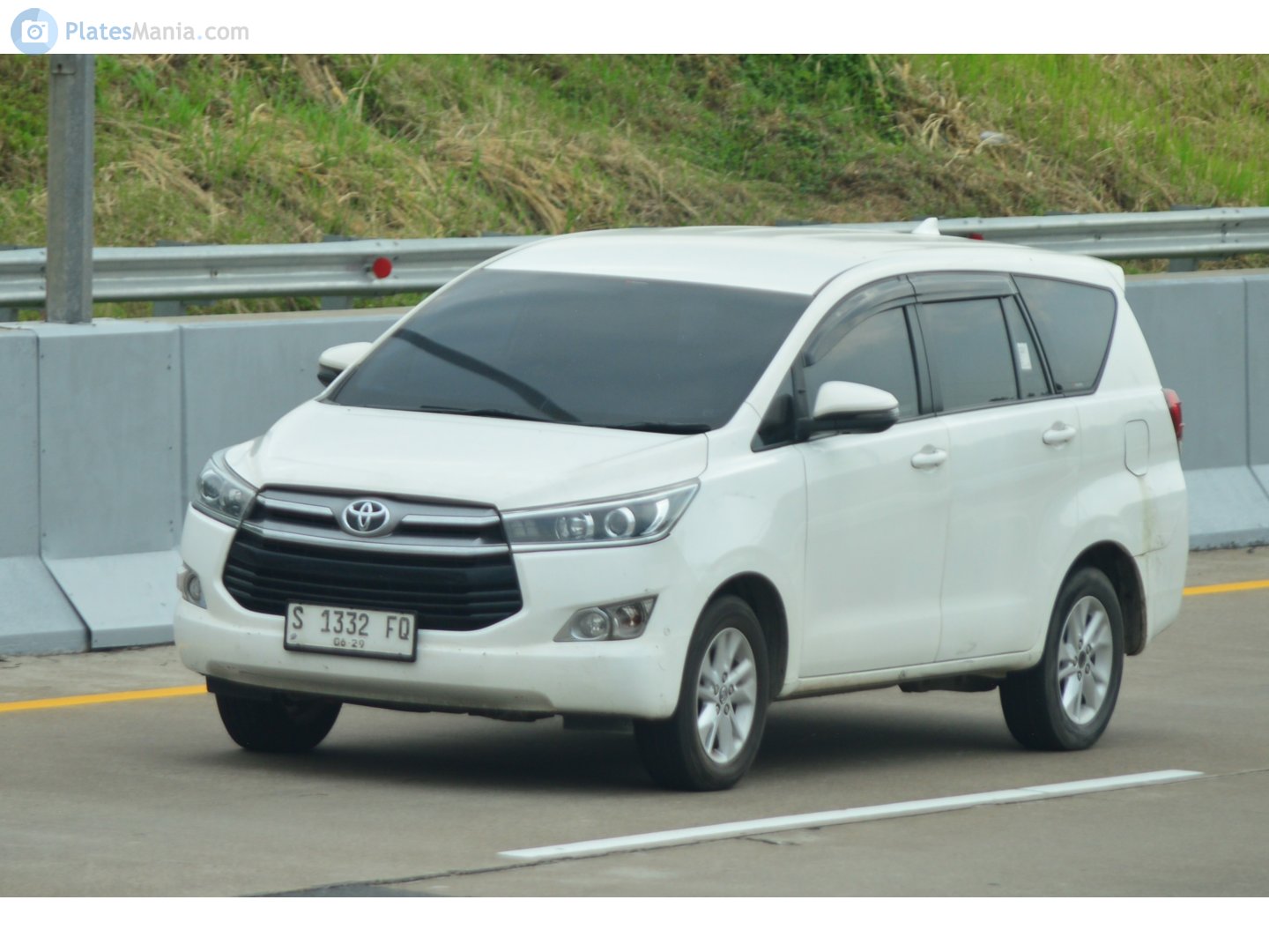 S 1332 FQ, Toyota Innova 2nd gen Kijang Innova (AN140), 2015–2022