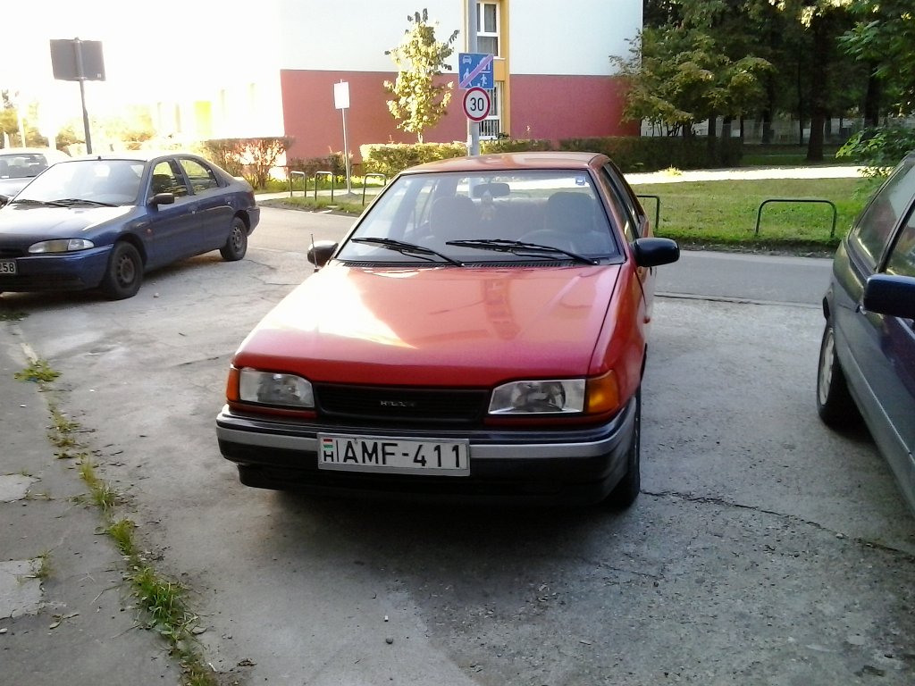 AMF-411, Hyundai Pony 4th gen Sedan (X2; EU-market), 1989–1991