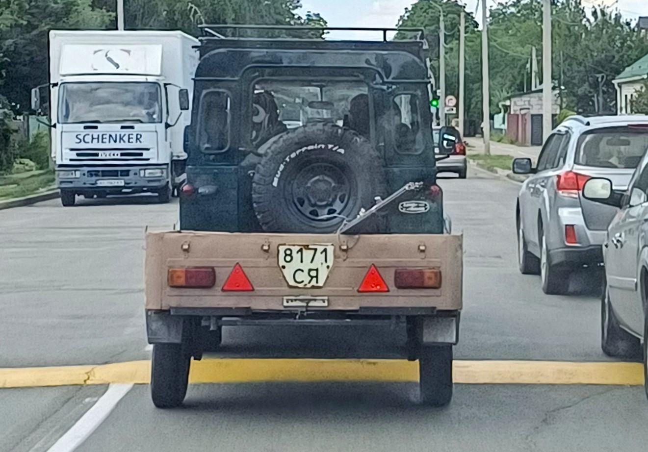 8171 СЯ, Trailers (1977) 