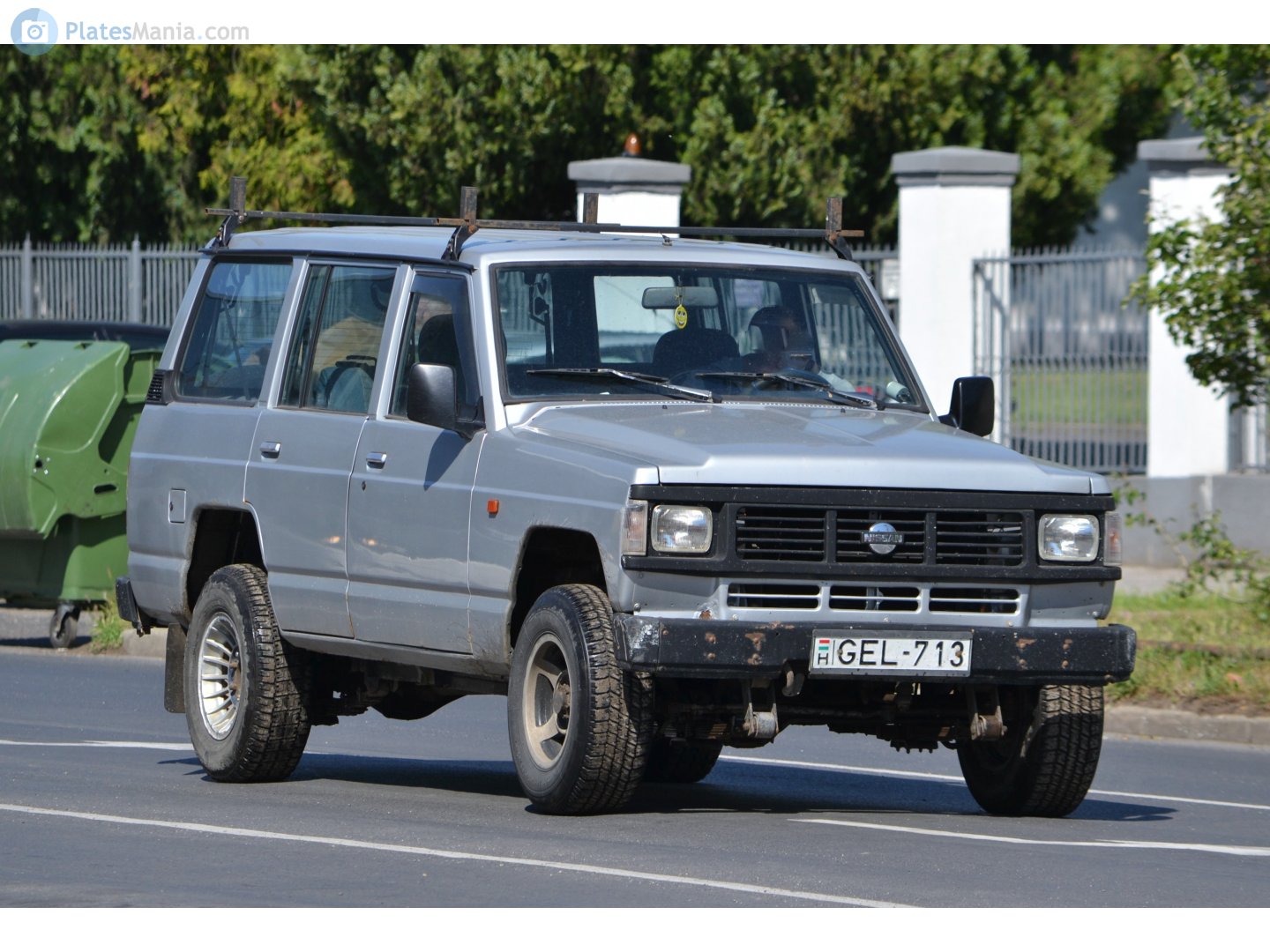 GEL-713, Nissan Patrol 3rd gen 5-door SUV (160/260), 1980–2002
