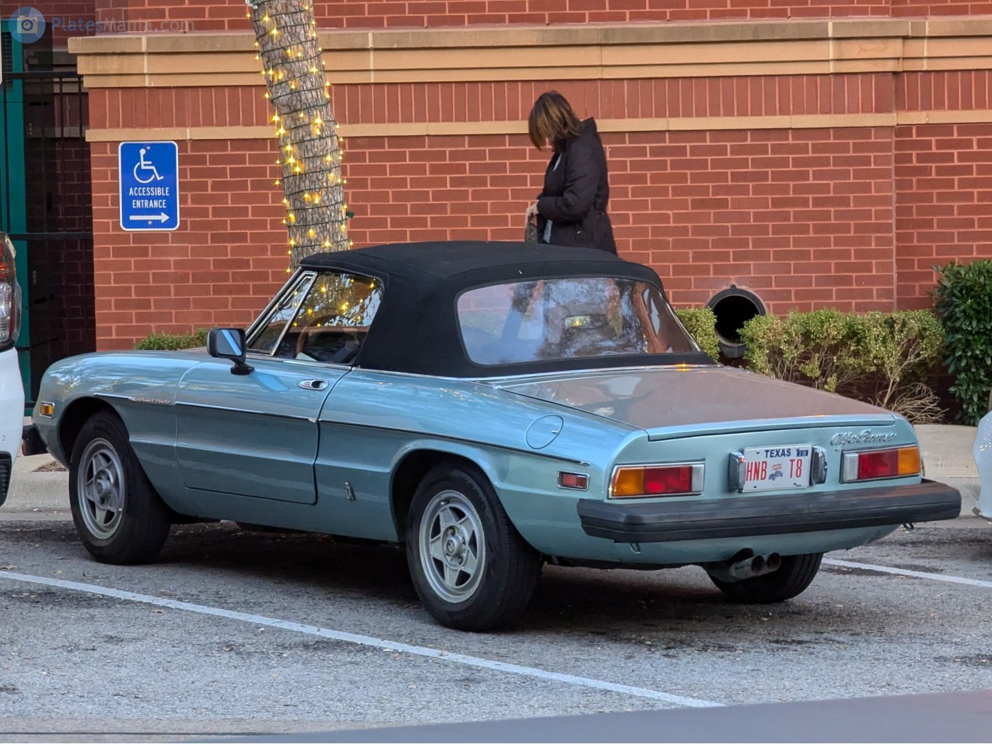 HNB T8, Alfa Romeo Spider 2nd gen, 1969–1982