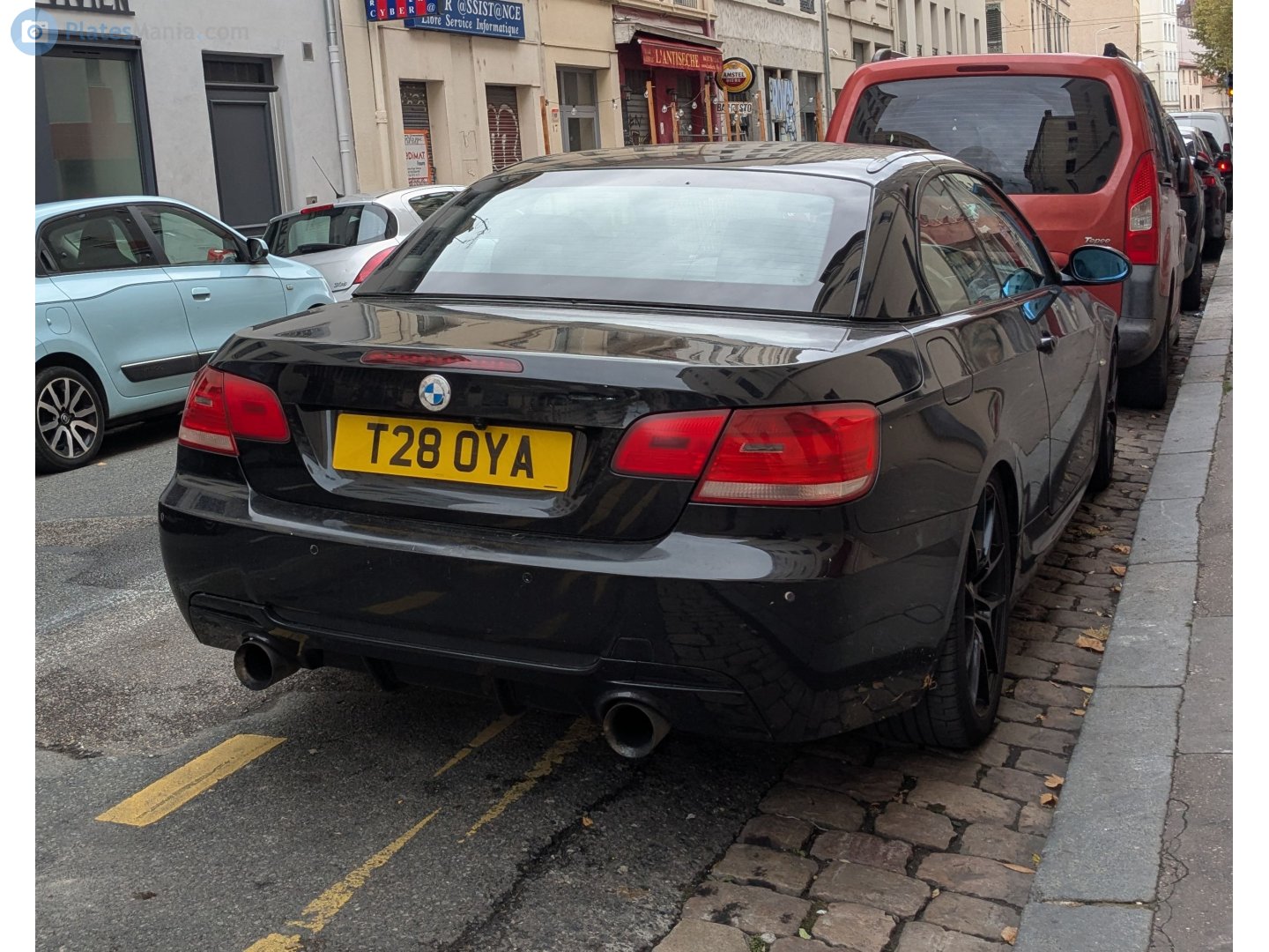 T28OYA, BMW 3 Series 5th gen Convertible (E93), 2007–2013