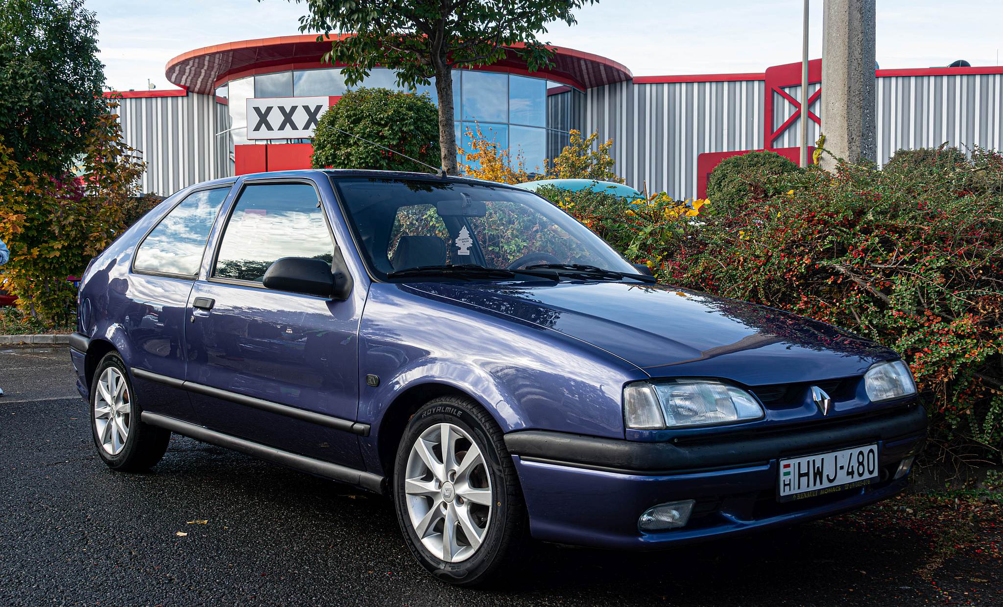HWJ-480, Renault 19 1st gen 3-door Hatch (B53), facelift, 1992–1995 (–1997 for LATAM-market)