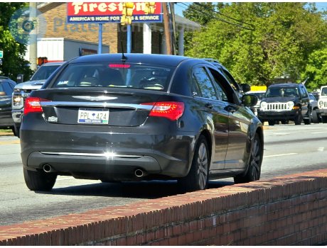 PPL 424, Chrysler 200