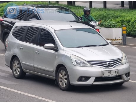 B 99 XQ, Nissan Livina