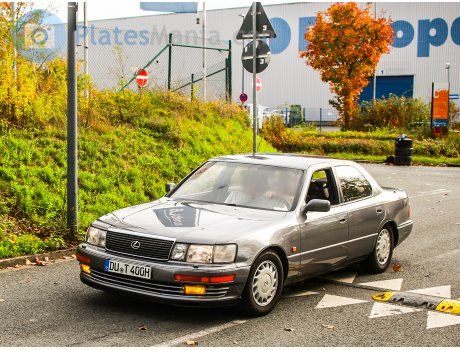 DU T 400H, Lexus LS