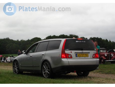 65-ST-PN, Nissan Stagea