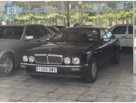 1066 BWV, Jaguar XJ
