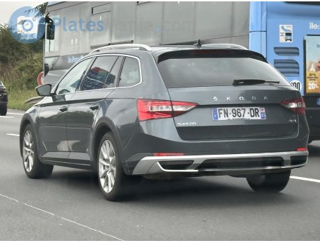 FN-967-DR, Skoda Superb