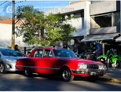 UXZ 276, Ford Falcon