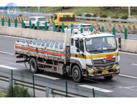 京A·MQ811, Foton Auhawk