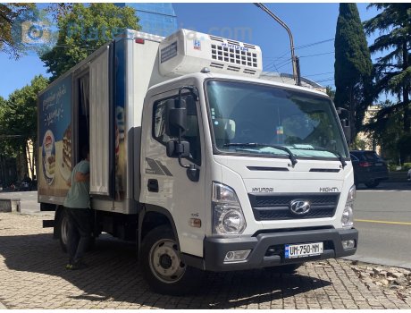 UM-750-MM, Hyundai Mighty