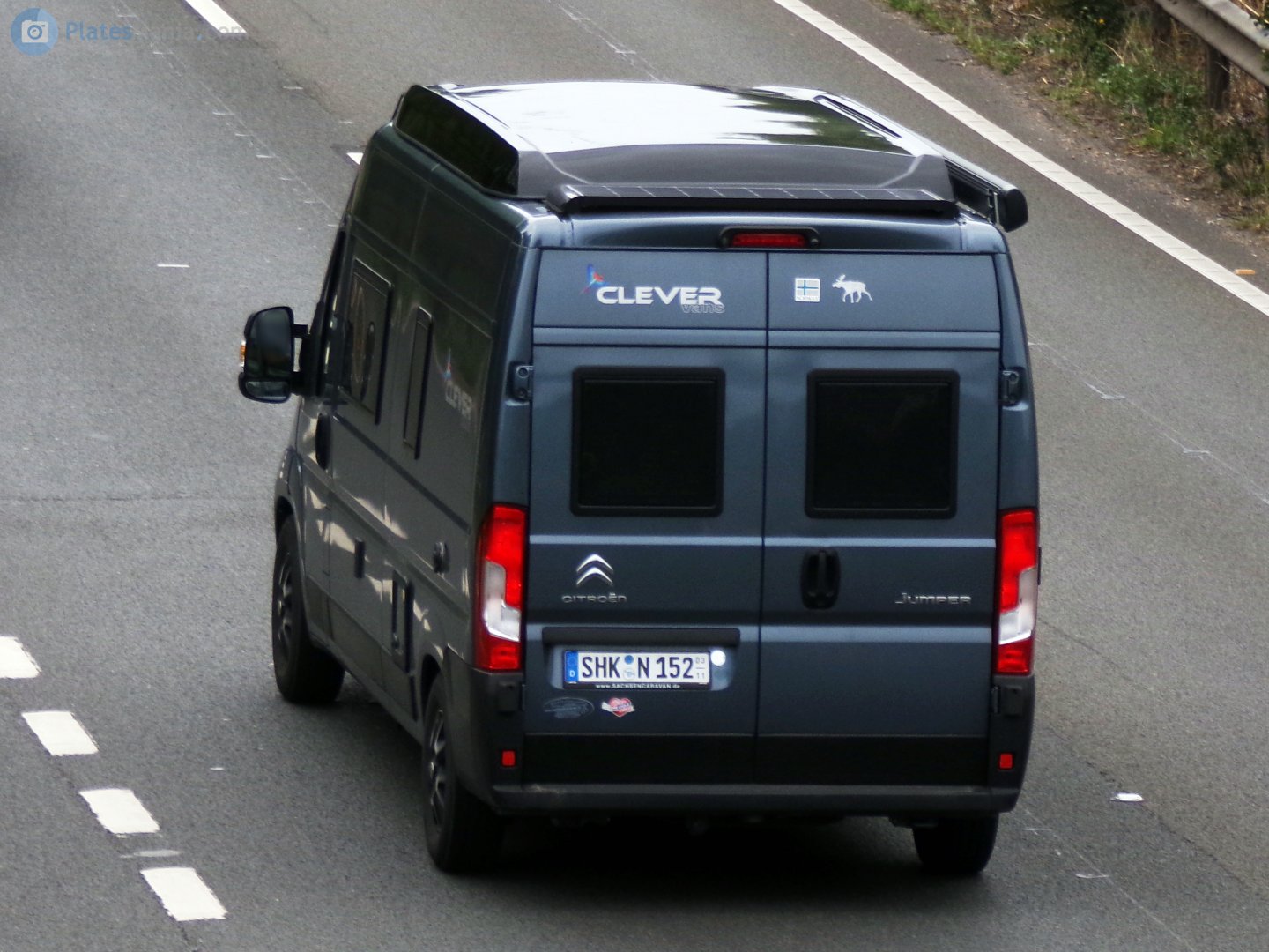 SHK N 152 (03/11), Clever Vans 