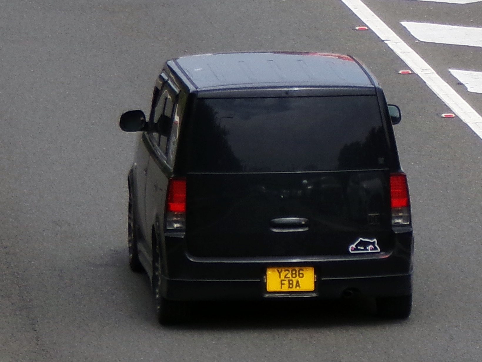 Y286FBA, Toyota bB 1st gen (XP30), 2000­–2005