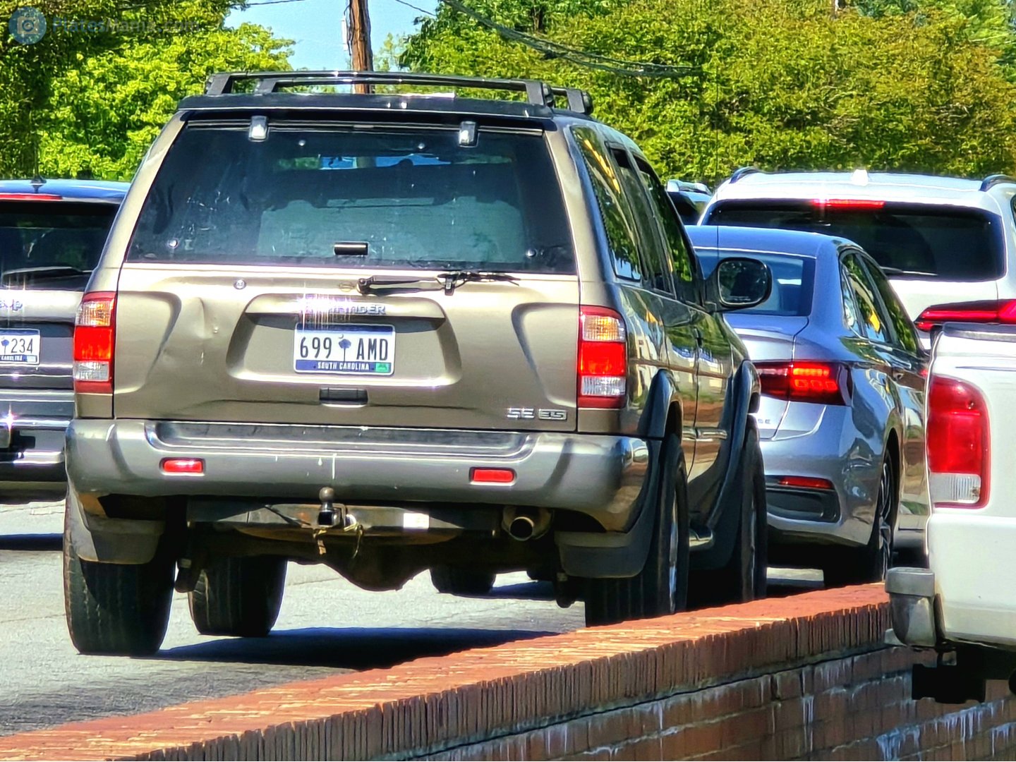 699 AMD, Nissan Pathfinder 2nd gen (R50), 1995–1999
