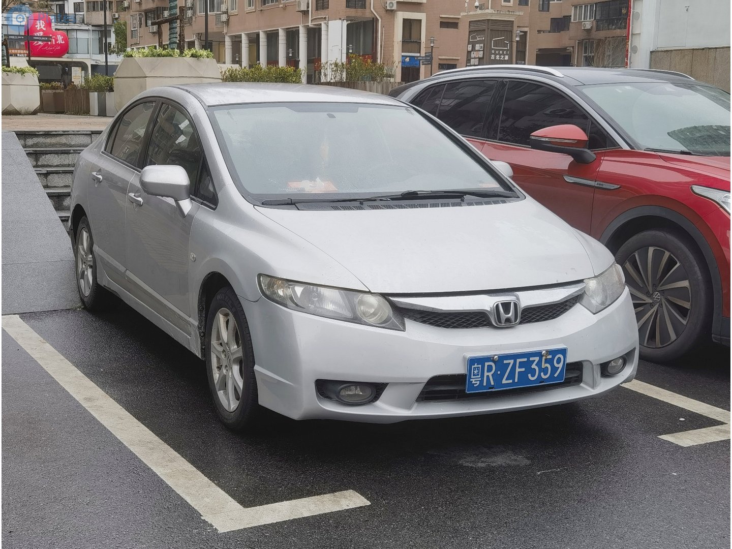 粤R·ZF359, Honda Civic 8th gen Sedan (FA; NA-, BR- and CN-market), 2005–2011