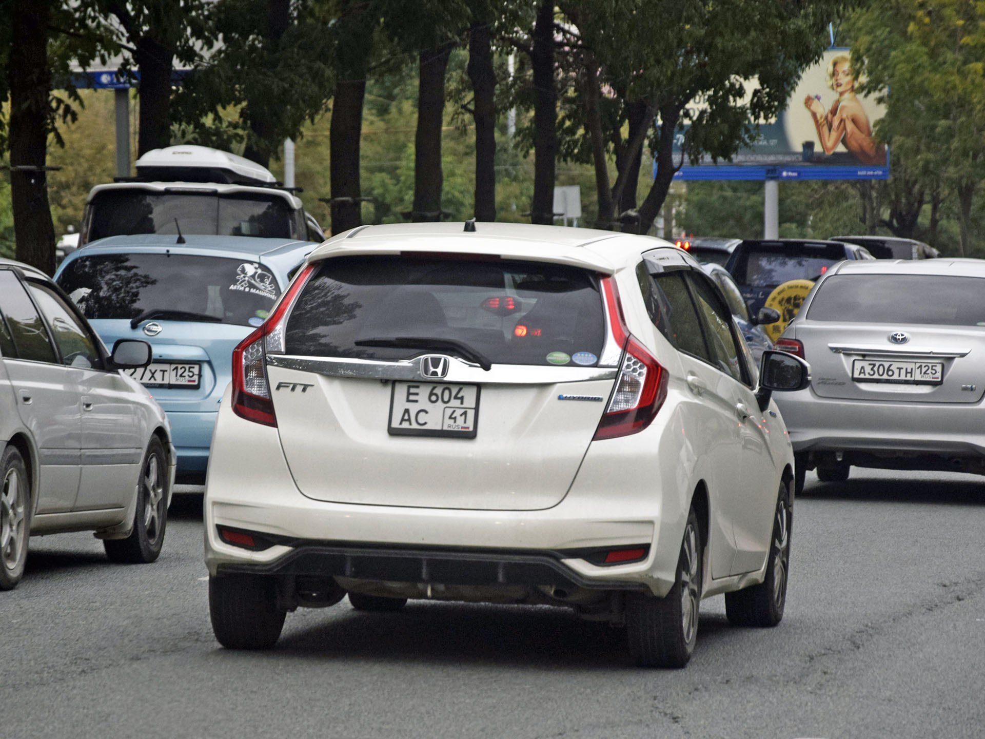 е 604 ас 41, Honda Fit 3rd gen (GK/GH/GP), 2013–2020