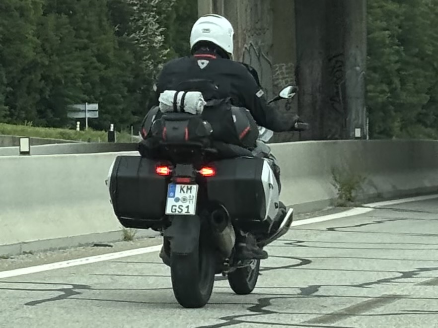 KM GS 1 (03/11), BMW R Series R1300GS, 2023–