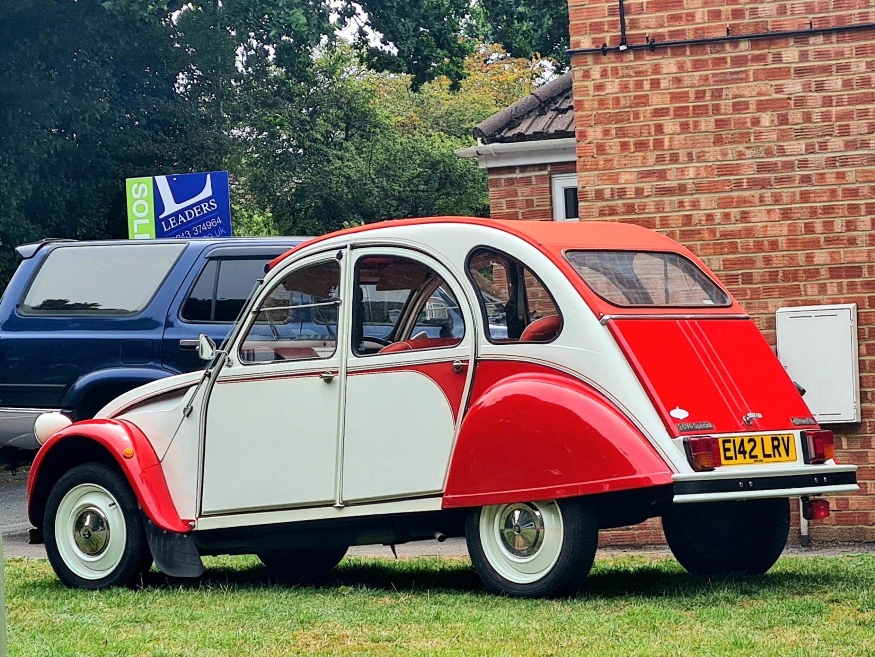E142LRV, Citroёn 2CV 1st gen Sedan, 1949–1990