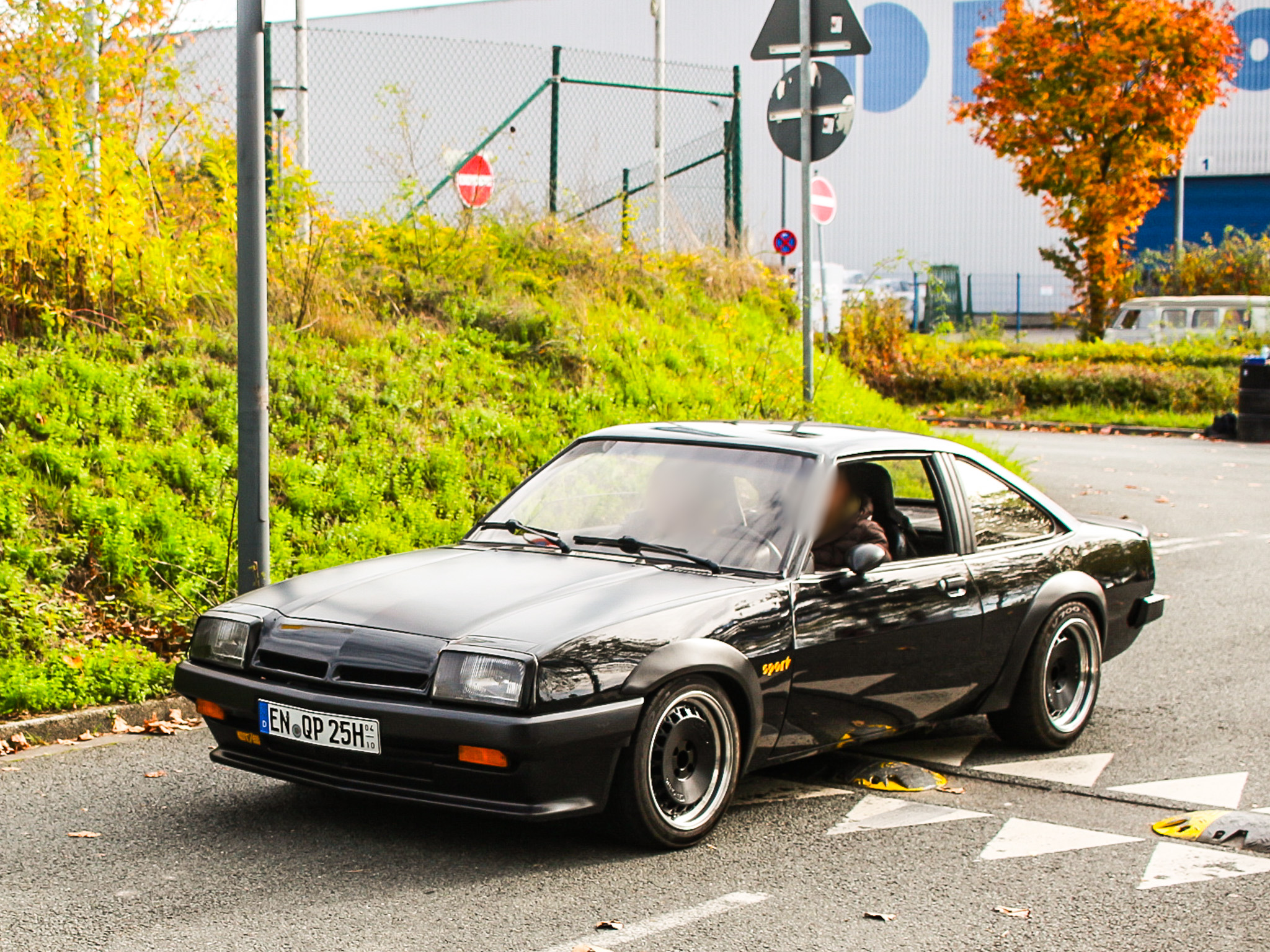 EN QP 25H (04/10), Opel Manta 2nd gen Coupé (B1), 1975–1982