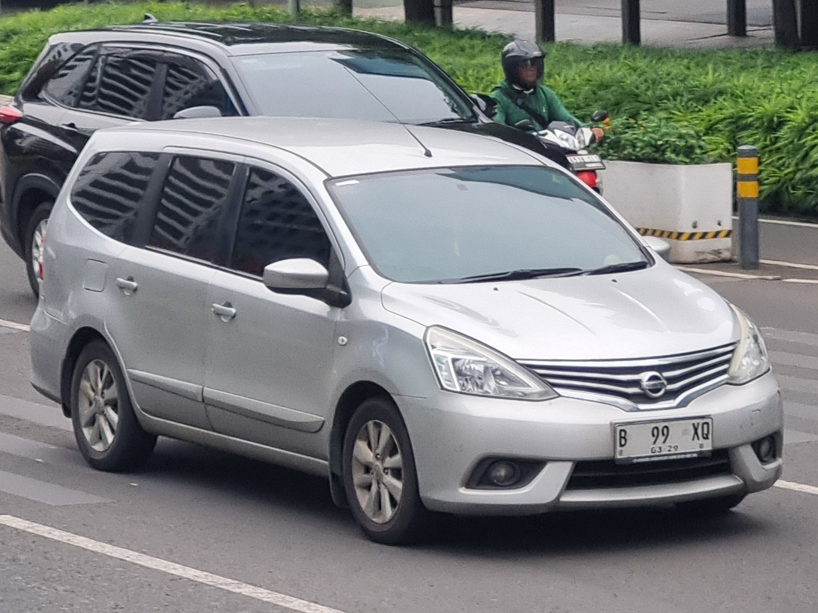 B 99 XQ, Nissan Livina 1st gen Grand Livina (Geniss) (L11), facelift, 2013–2020
