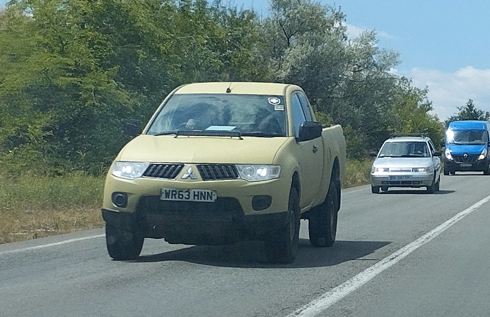 WR63HNN, Mitsubishi L200 4th gen (KA/KB), 2005–2015 (–2017 for BR-market)